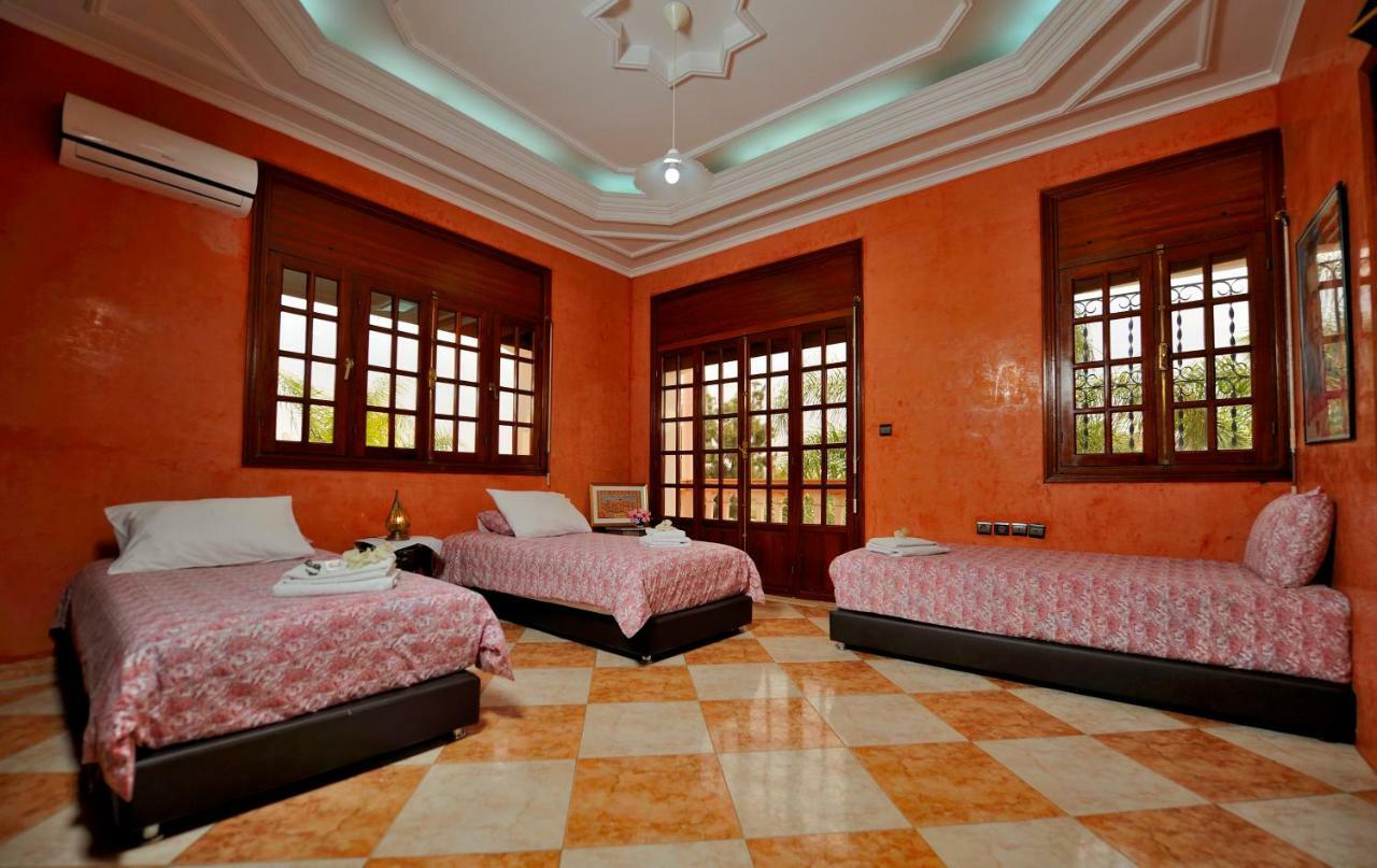 Lhostel A Gasthof 2*